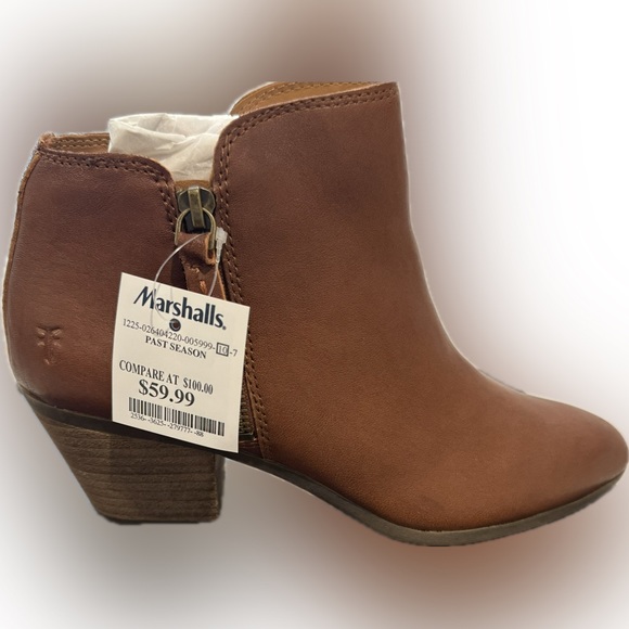 NEW FRYE leather booties SIZE 8 - Picture 4 of 6